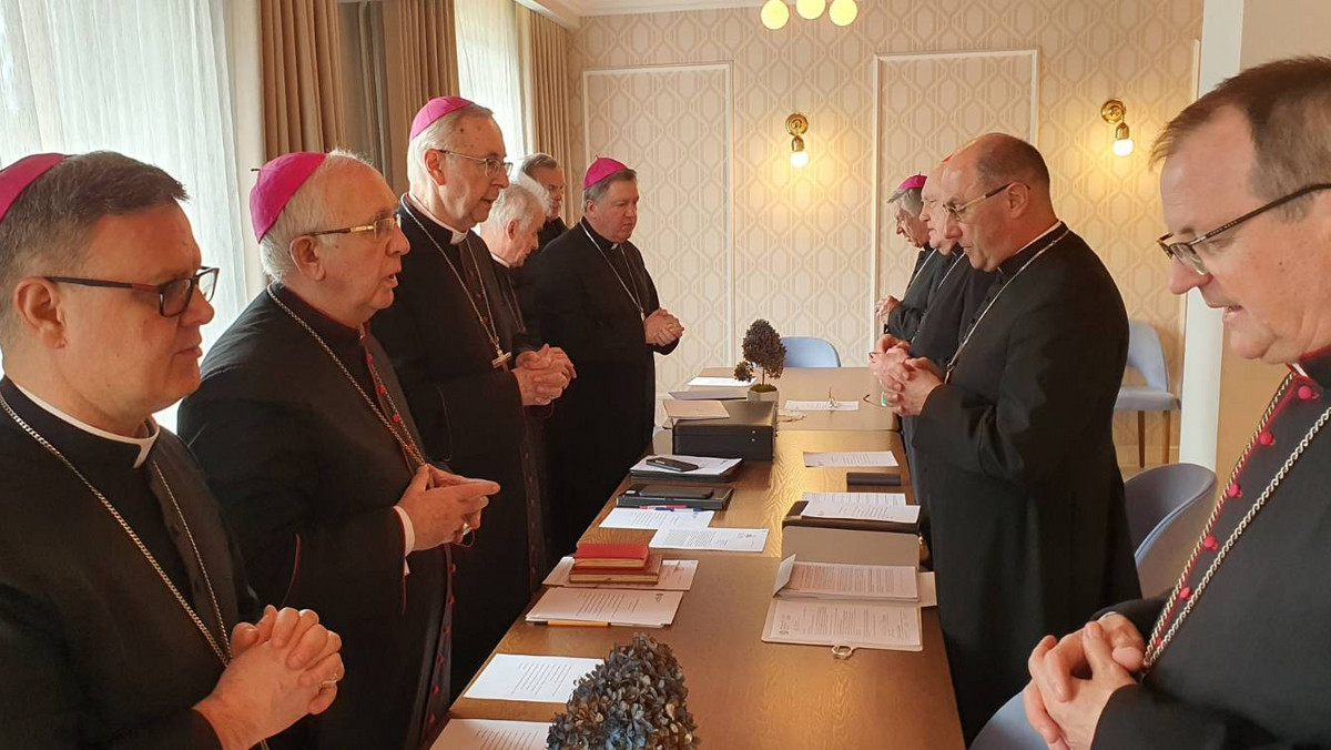 Episkopat dystansuje się od wyborów. Biskupi wystąpili z apelem do partii