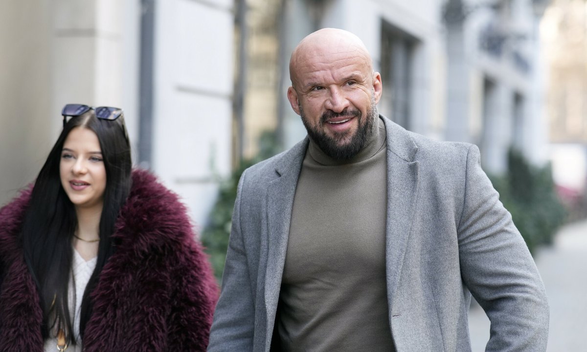 Tak wygląda córka Tomasza Oświecińskiego. Maja ma 15 lat