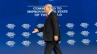 Trump wygwizdany w Davos po krytyce prasy