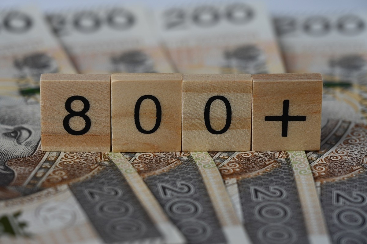 Zmiany w programie 800+ na nowy okres świadczeniowy. Ważne informacje i instrukcje dla rodziców i opiekunów