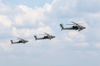 Co będzie zawierała umowa offsetowa na 96 śmigłowców AH-64E Apache Guardian?