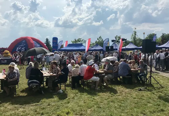 Byłam na pikniku PiS-u. "Jareczku, kochamy cię"