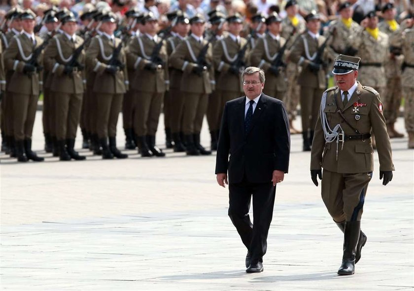 Prezydent ostro o armii podczas jej święta