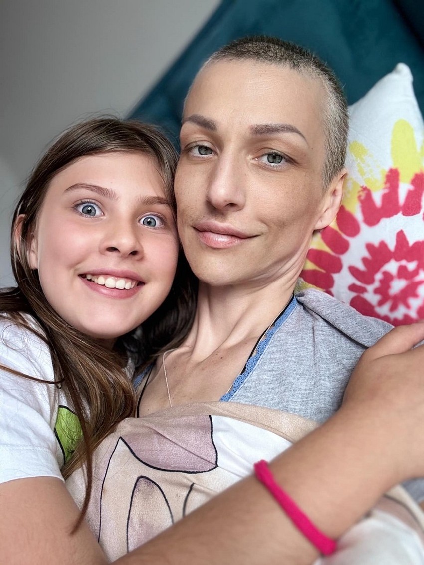 Jelena sa mlađom ćerkom