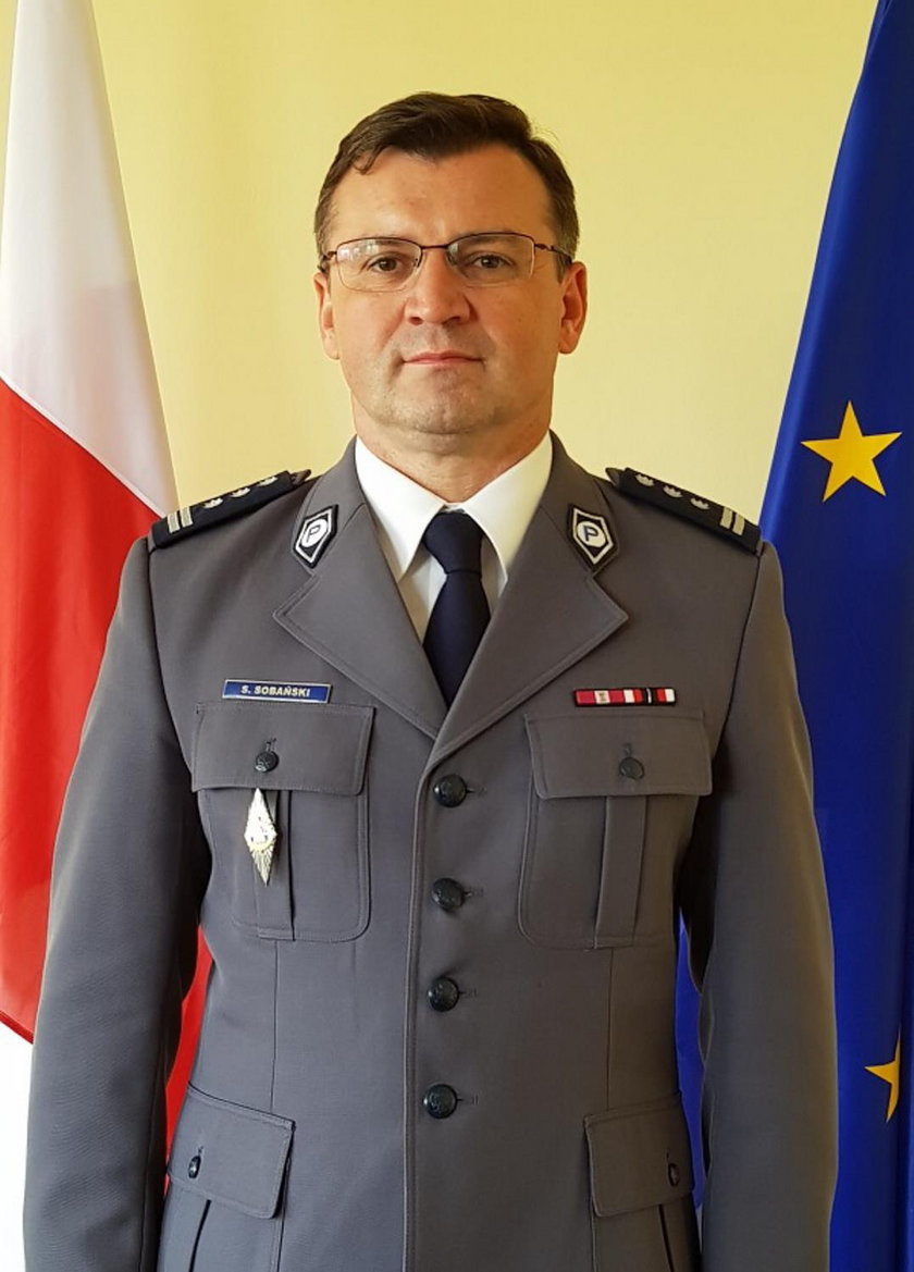 Komendant Paweł Sobański także odwołany