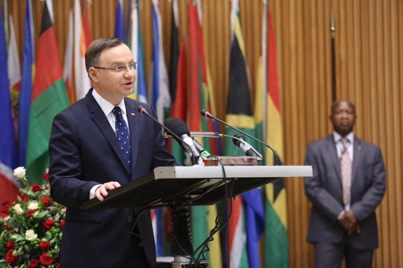 Prezydent RP Andrzej Duda przemawia na forum Unii Afrykańskiej w siedzibie Unii Afrykańskiej w Addis Abebie.