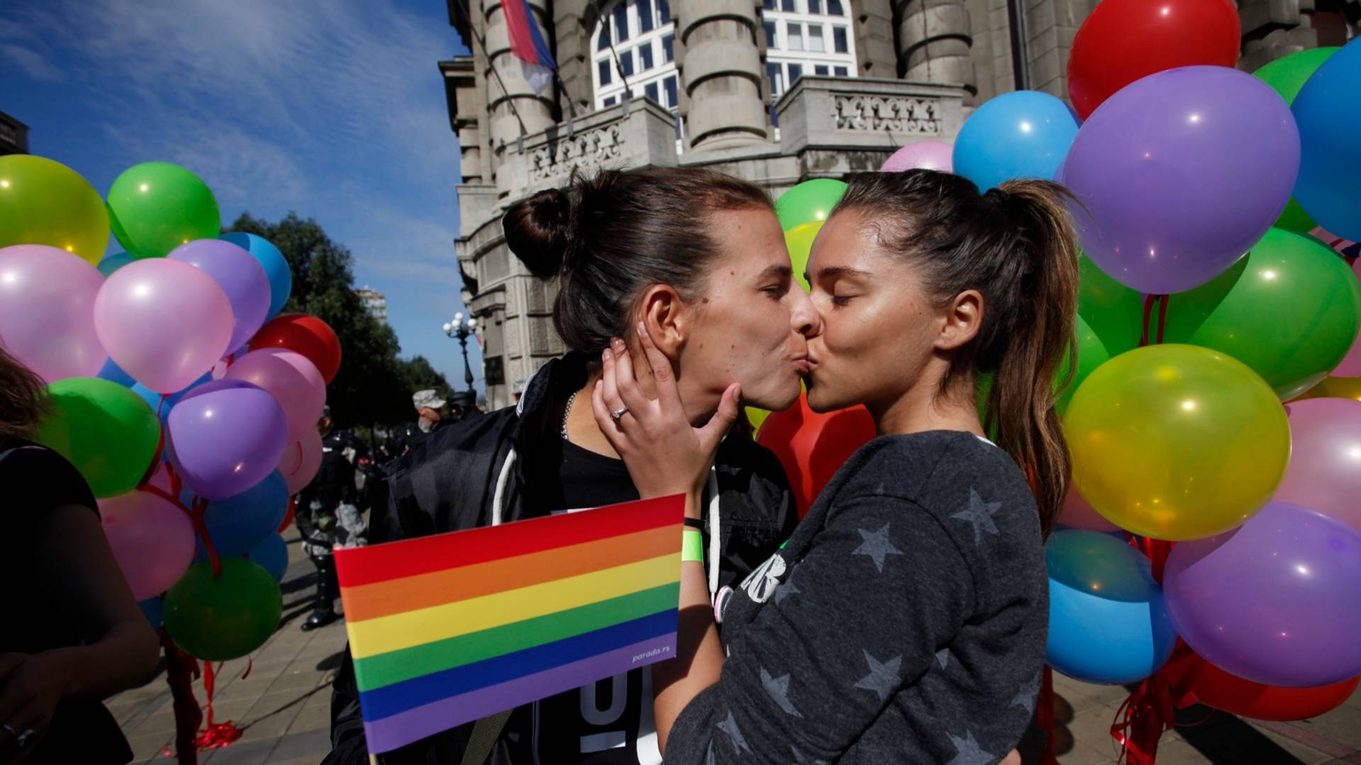 Konačno dobre vesti za LGBT osobe u Srbiji: Do leta nam stiže zakon o istopolnim zajednicama