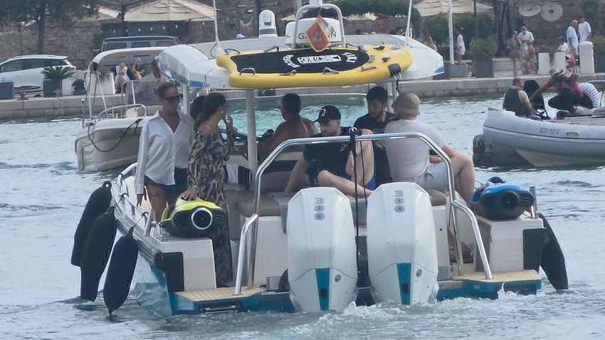 Milena Kačavenda paparaco