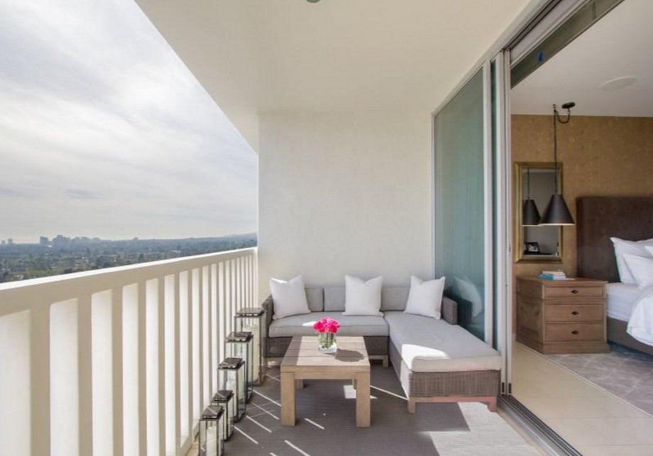 One bedroom has its own outdoor lounge area on an adjoining terrace.