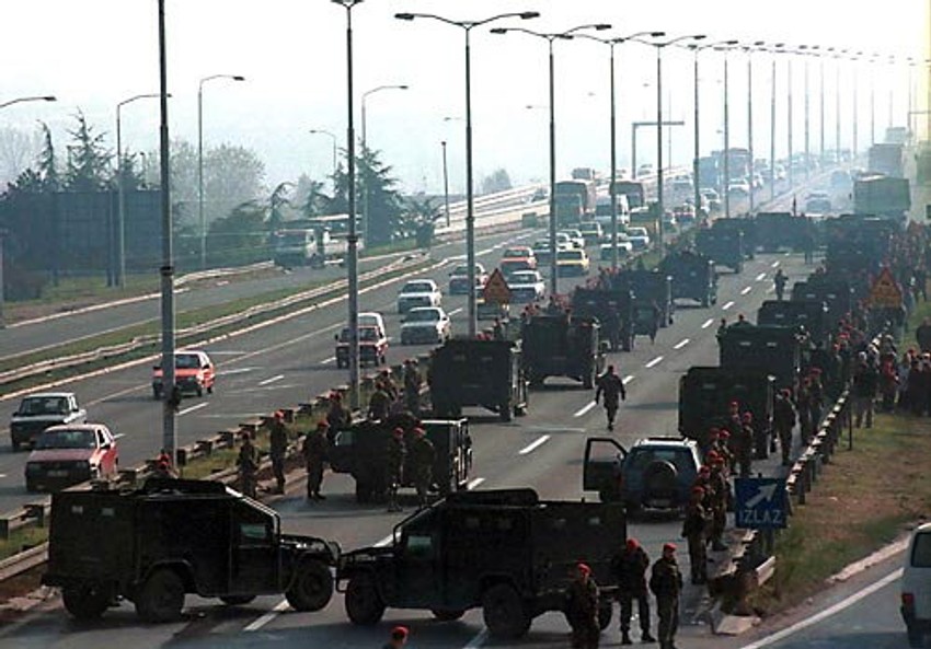 Sumnja se da su pobunu JSO predvodili Ulemek, Maričić i Jovanović