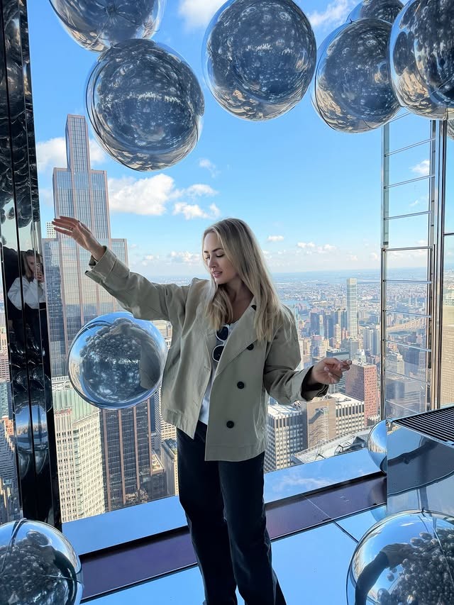 Slovenská moderátorka Barbora Krajčírová.