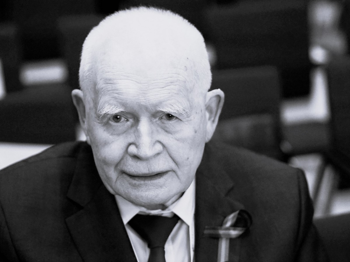 prof. Adam Strzembosz