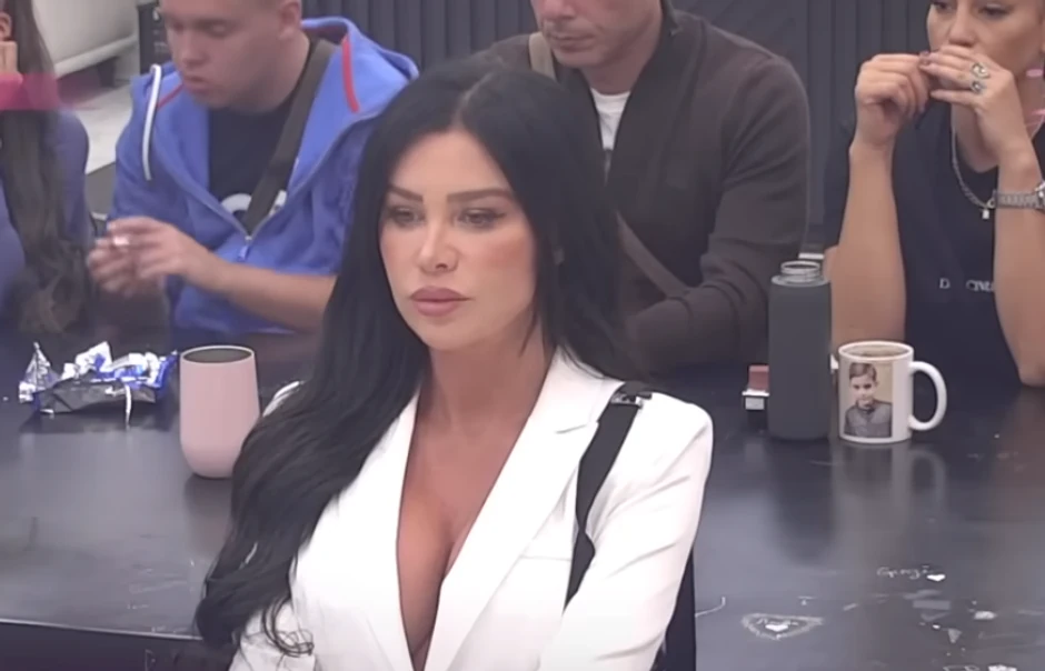 Stanija Dobrojević raskrinkala sina pevačice: "Nudio si mi nekretnine"