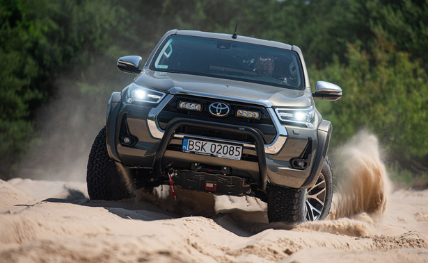 Toyota Hilux Arctic Trucks