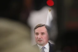 Minister dyplomacji alternatywnej. "Ziobro niepotrzebnie wychodzi przed szereg"