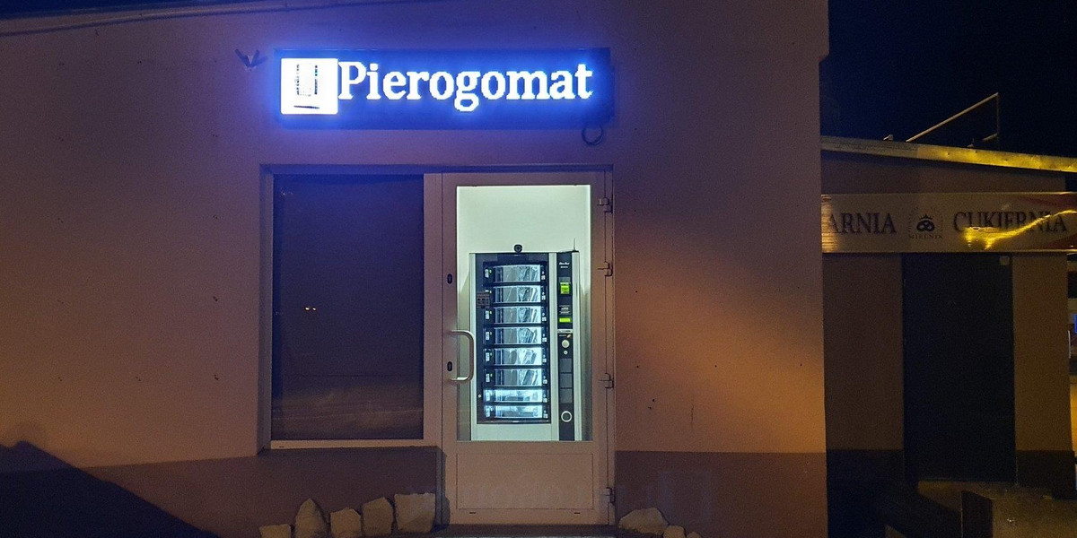 W Polsce działa pierwszy automat z pierogami