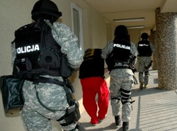 Biuro Odzyskiwania Mienia ogołoci mafię