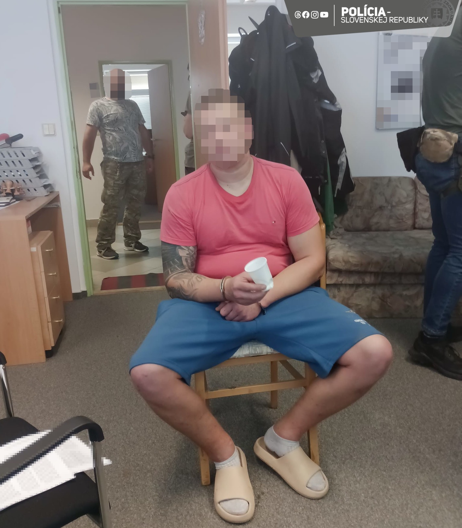 Polícia v Bratislave zadržala medzinárodne hľadaného muža.