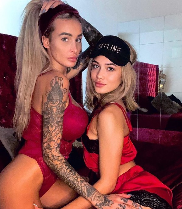 Pornoherečky Daisy Lee a Rika Fane.