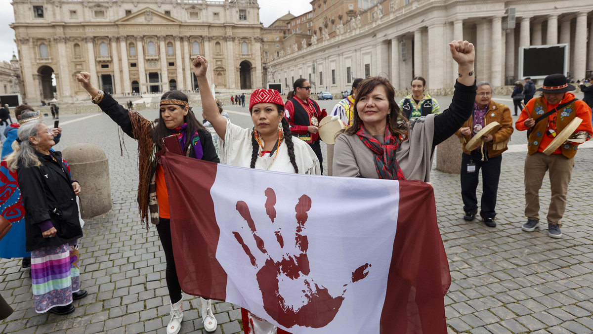 Historyczna wizyta papieża Franciszka w Kanadzie, określona przez Watykan jako <a href="https://www.onet.pl/informacje/kai/papiez-jedzie-z-pielgrzymka-pokutna-do-kanady/5tqszqn,30bc1058" id="226e6067-827e-4aa0-9d93-e53852baabef">"pielgrzymka pokutna"</a> do terytoriów zamieszkanych przez rdzennych mieszkańców, może otworzyć nowy, głęboki okres uzdrowienia dla tych, którzy cierpieli pod duszną opieką Kościoła katolickiego, a także dla ich potomków.