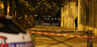 Nożownik zaatakował w Paryżu. Siedem osób jest rannych