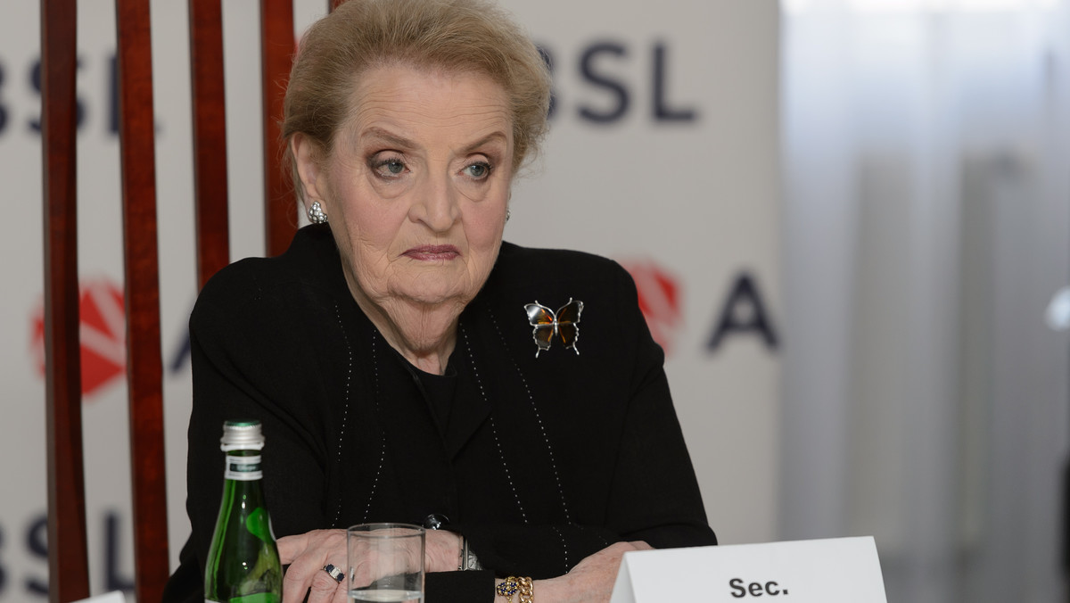 Polska jest najlepszym przykładem kraju, który w UE wykorzystał swoją szansę i stał się ważnym liderem europejskim - oceniła w Poznaniu b. sekretarz stanu USA Madeleine Albright. W jej ocenie, ostatnie 25 lat jest dla Polski najlepszym okresem w jej tysiącletniej historii.