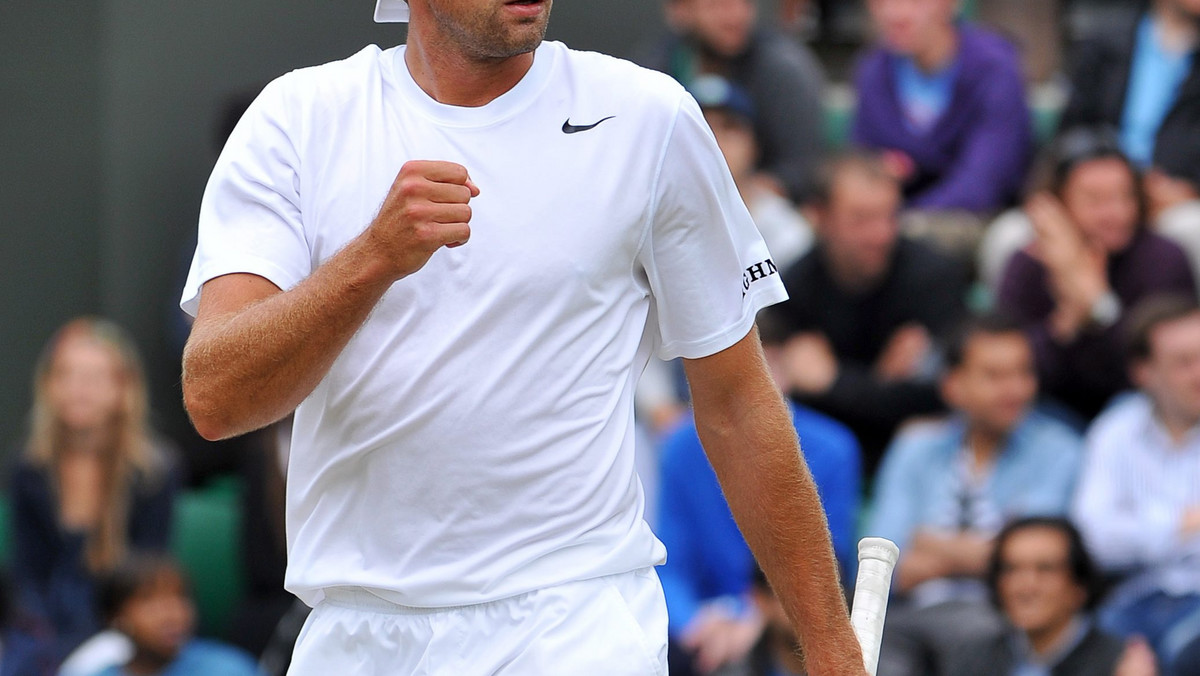 Łukasz Kubot w fantastycznym stylu pokonał rozstawionego z numerem 9. Francuza Gaela Monfilsa 6:3, 3:6, 6:3, 6:3 w meczu III rundy wielkoszlemowego Wimbledonu i w meczu o ćwierćfinał turnieju zagra z Hiszpanem Feliciano Lopezem.