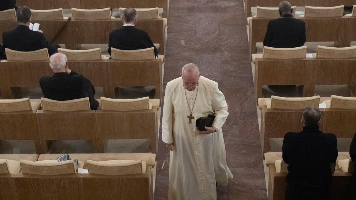 Papież i Kuria Rzymska rozpoczęli rekolekcje wielkopostne