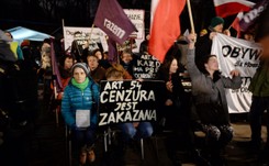 'Rządzie publikuj'. Protest Partii Razem przed Kancelarią Premiera. ZDJĘCIA