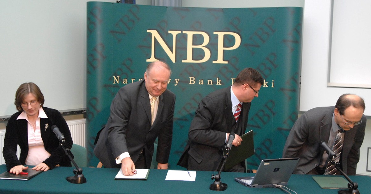 Płace to element ryzyka, ale są przesłanki do cięcia stóp