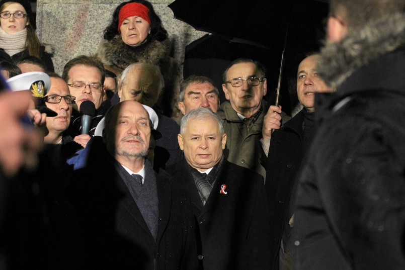 Na marszu nie mogło zabraknąć liderów partii - Antoniego Macierewicza i Jarosława Kaczyńskiego