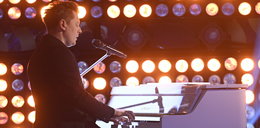 Rafał Brzozowski zaśpiewał w TVP piosenkę Witolda Paszta. Jego wykonanie chwyta za serce