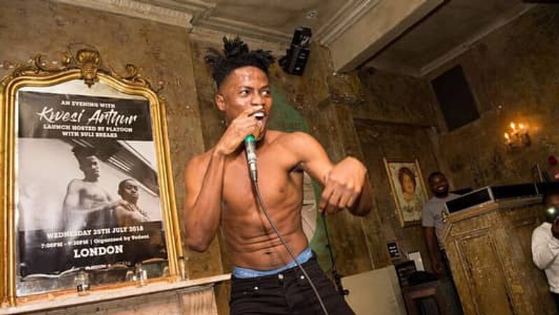 His mother is against his shirtless culture - Kwesi Arthur's dad [ARTICLE] - Vimarsana News