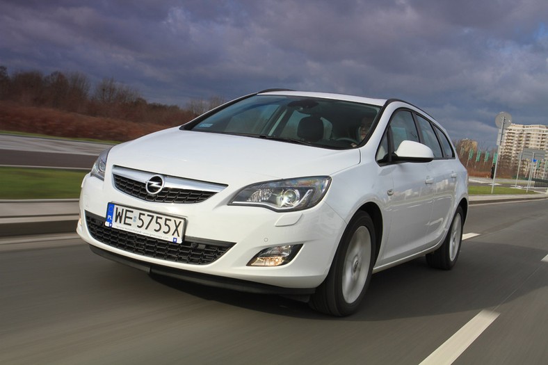 Opel Astra Sports Tourer: turbo dla rodziny