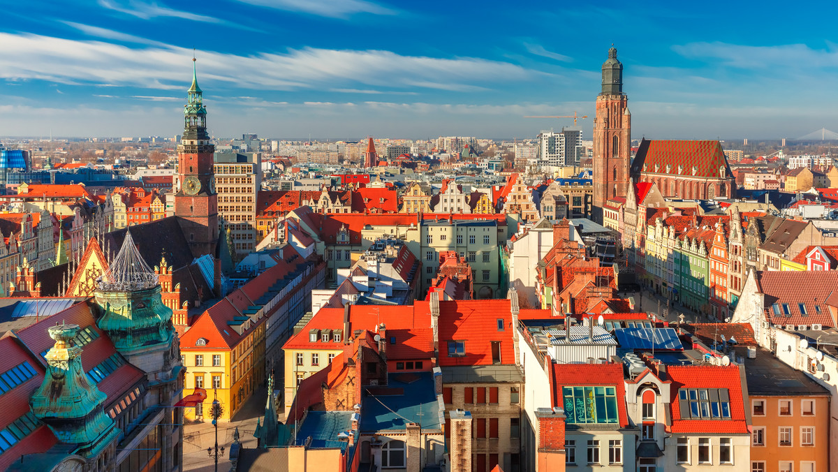 Znajdujące się w zbiorach Muzeum Narodowego we Wrocławiu cztery unikatowe renesansowe i barokowe szklanice są poddawane renowacji. Dzięki dotacji prywatnego sponsora zabytki odzyskają dawny blask; zwiedzający zobaczą je na ekspozycji w połowie przyszłego roku.