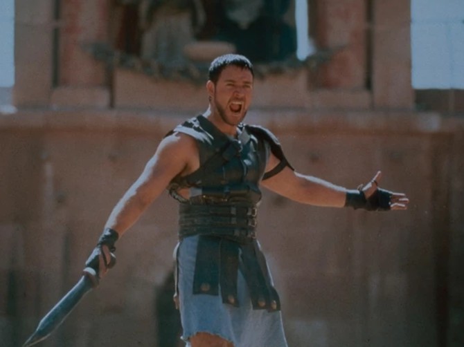 Rasel Krou tokom snimanaj filma "Gladijator" 