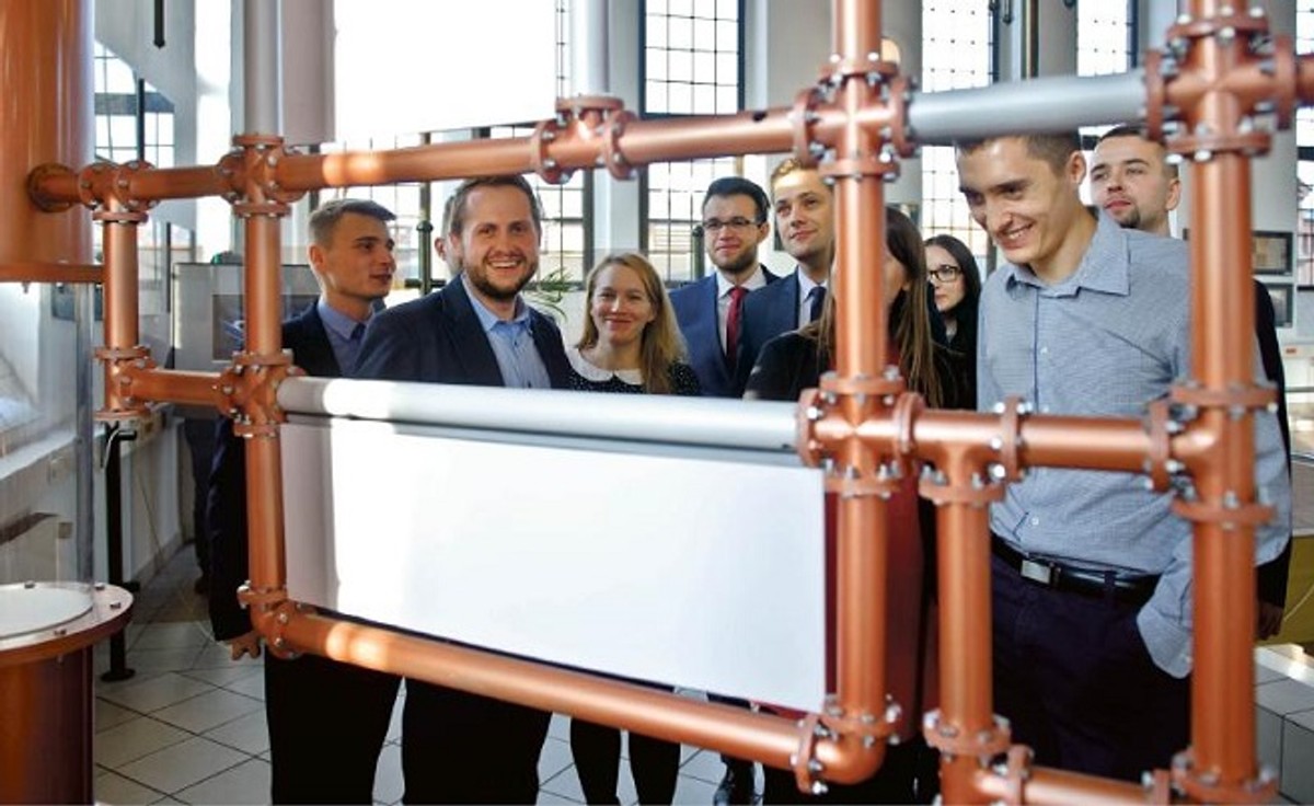 Młodzi, wykształceni poszukiwani
