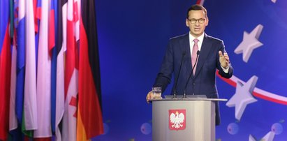 Morawiecki zakpił ze Schetyny. Rzucił bolesny przytyk!