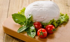 Oszukują przy produkcji żywności. 'Produkty nielegalne, niebezpieczne'