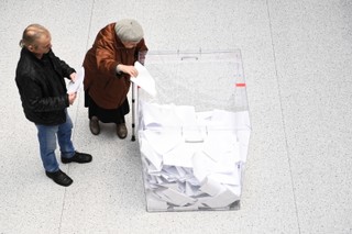 Nowe dane PWK: Frekwencja wyborcza na godz. 17 to 41,65 proc.