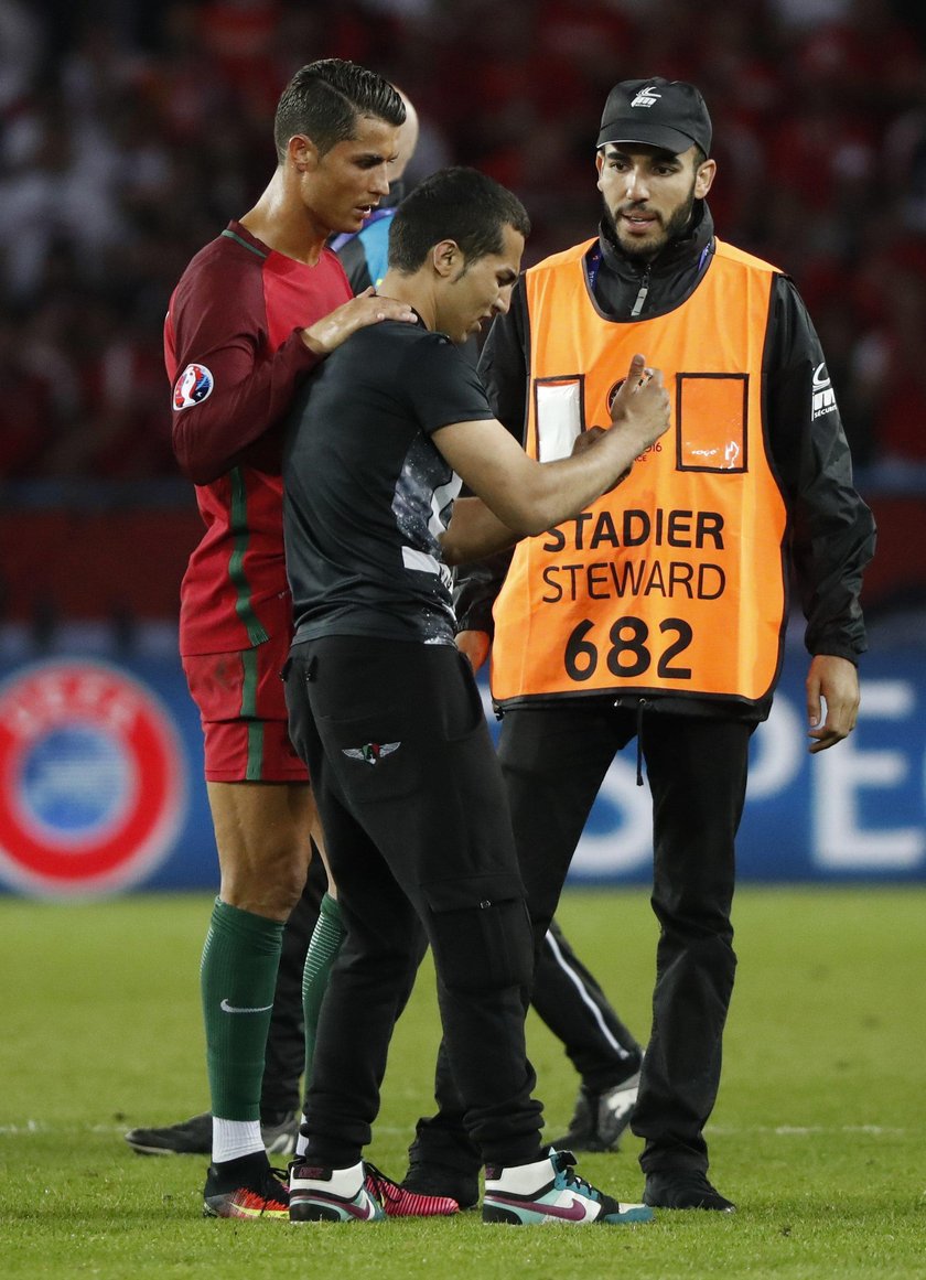 Jest kara za selfie z Cristiano Ronaldo