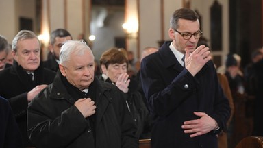 Pierwsza rocznica śmierci Jana Olszewskiego. Na mszy przedstawiciele rządu i PiS