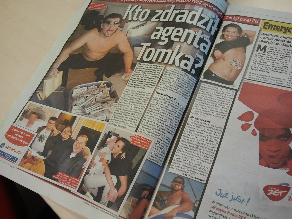 "Super Express" o agencie Tomku