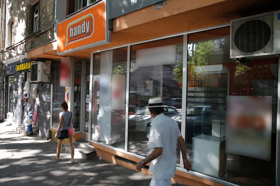 BLUR handy prodavnica 010618_RAS foto oliver bunic