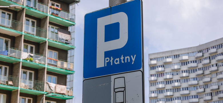 Drożej za parkowanie w Warszawie. Podwyżka przyjęta