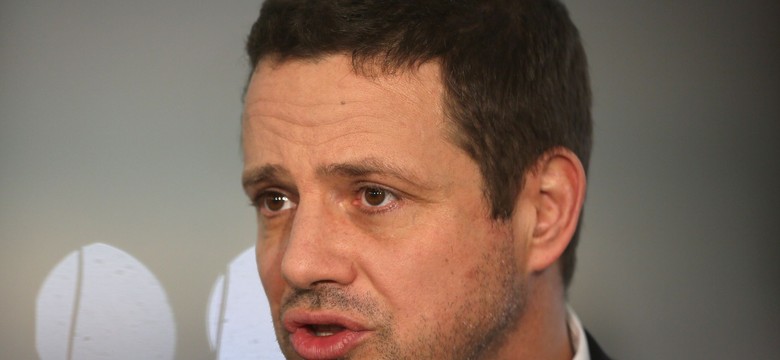 Rafał Trzaskowski broni Ewy Kopacz i wypomina PiS tupolewizm