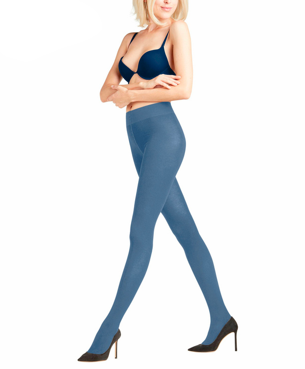 Collants en coton durable couleur Dusty Blue de Falke pour 32 francs.