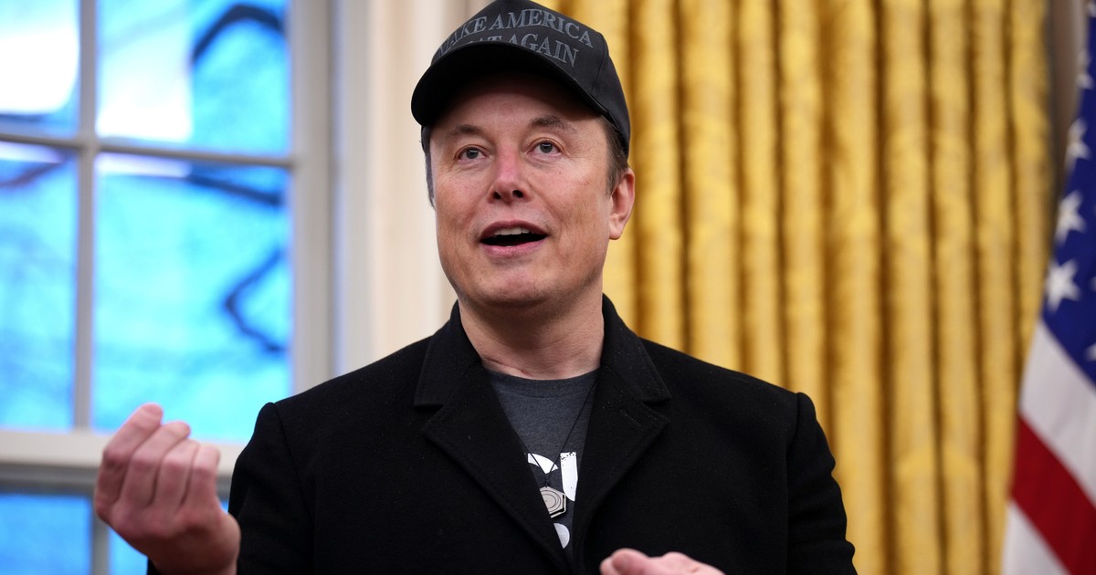 Elon Musk says he'll never turn off the Starlink terminals in Ukraine ...