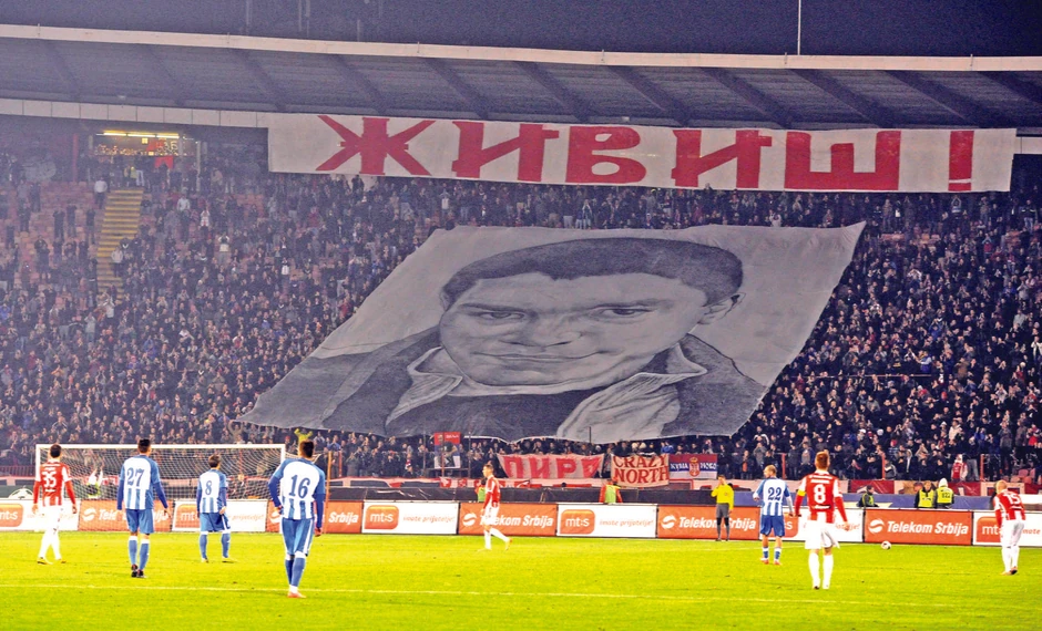 Nezaboravljen: "Delije" sa Markovom slikom                        foto: A. Dimitrijević