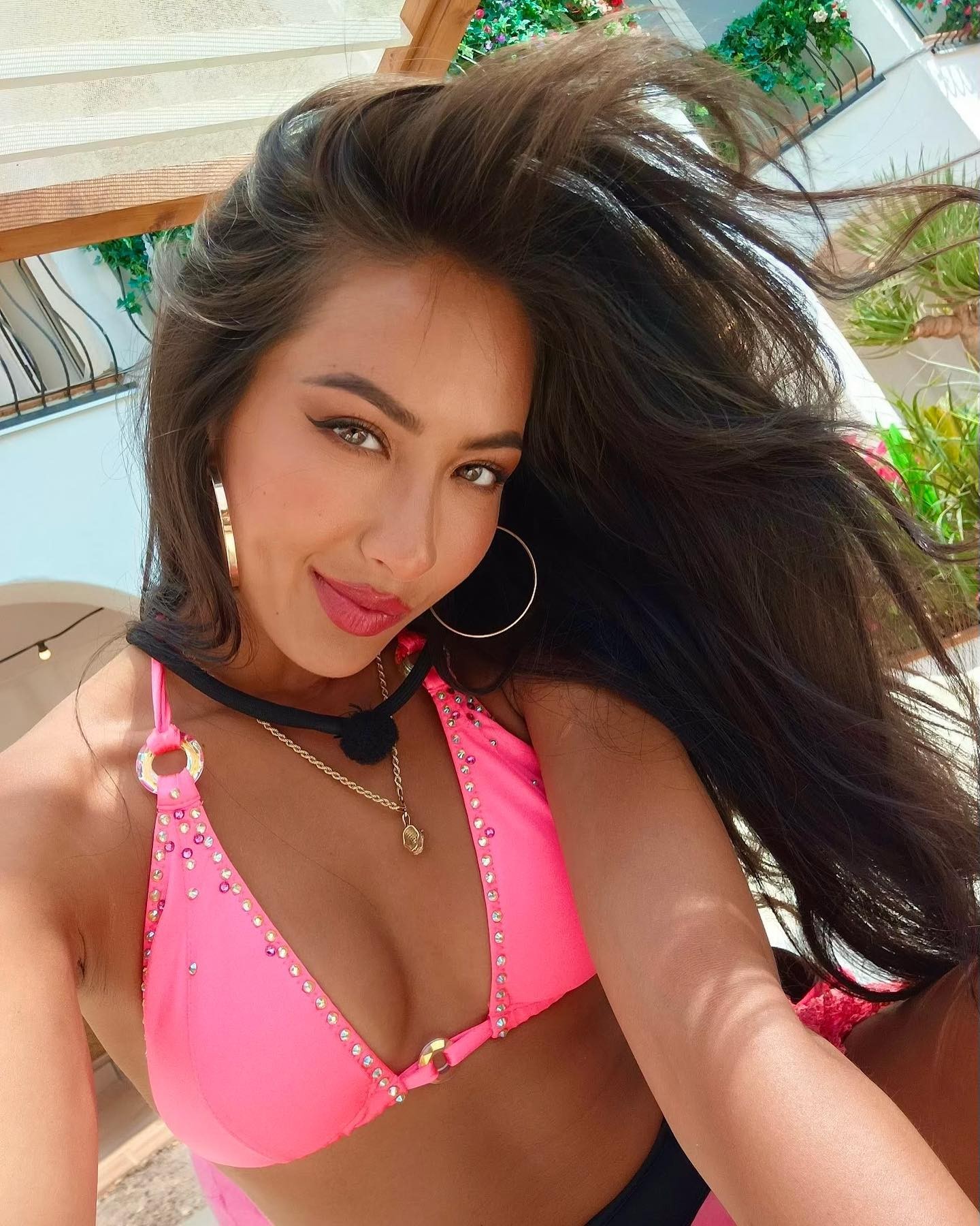 Účastníčka prvej série šou Love Island Mishala Orth.